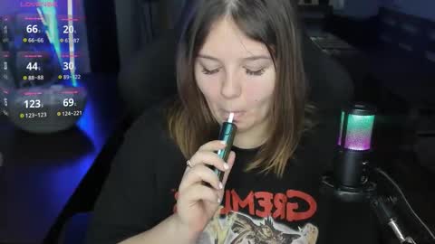 LOVE NERDS ONLY online show from 10/04/25, 05:38