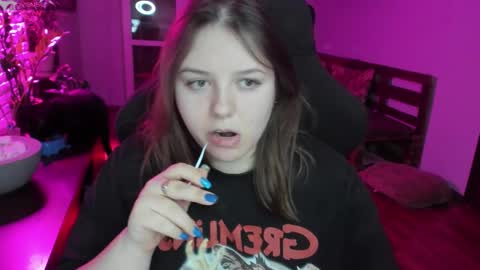 LOVE NERDS ONLY online show from 02/03/26, 04:32