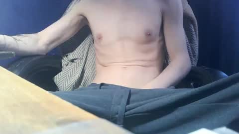 x_patri_x online show from 02/13/25, 11:50