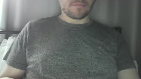 Snapshot of x_yes chatting on 12/17/24, 10:55 x_yes online show from 12/17/24, 10:55