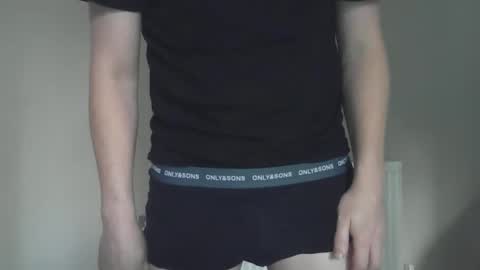 Snapshot of x_yes chatting on 09/18/25, 06:48 x_yes online show from 09/18/25, 06:48