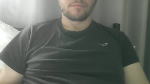 Snapshot of x_yes chatting on 09/25/25, 12:53 x_yes online show from 09/25/25, 12:53