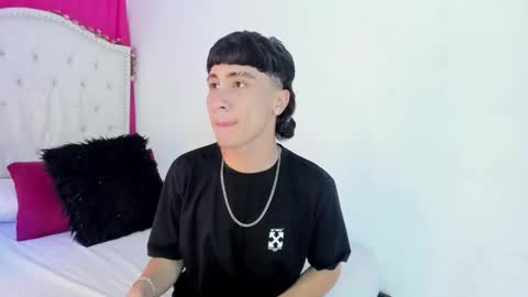 xaanderGrey online show from 12/05/25, 07:21