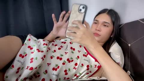 Snapshot of xairah_doux chatting on 07/08/26, 01:54 xairah_doux online show from 07/08/26, 01:54