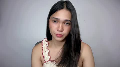Snapshot of xairah_doux chatting on 07/14/26, 01:19 xairah_doux online show from 07/14/26, 01:19