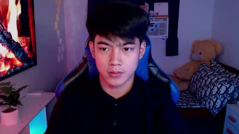 Prince Aldrian  online show from 12/13/24, 07:04