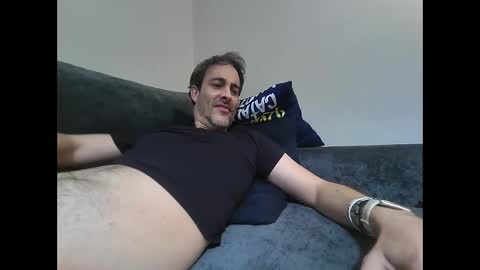 xalegarmax online show from 01/14/25, 12:00