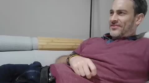 xalegarmax online show from 11/19/25, 10:32