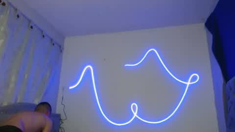 Snapshot of xalejo_max chatting on 09/13/25, 12:32 xalejo_max online show from 09/13/25, 12:32