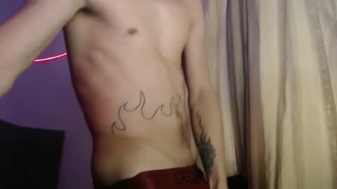 Snapshot of xalejo_max chatting on 09/19/25, 06:52 xalejo_max online show from 09/19/25, 06:52