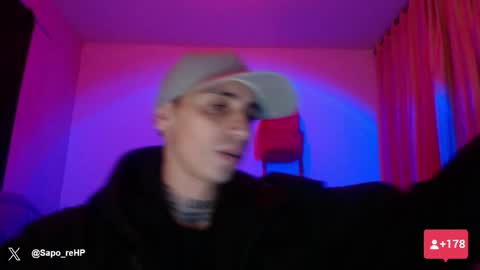 Snapshot of xalejo_max chatting on 10/07/25, 02:20 xalejo_max online show from 10/07/25, 02:20