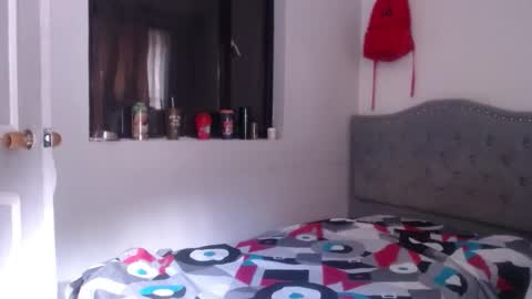 Snapshot of xalejo_max chatting on 10/15/25, 02:50 xalejo_max online show from 10/15/25, 02:50