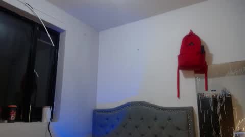 Snapshot of xalejo_max chatting on 10/24/25, 01:24 xalejo_max online show from 10/24/25, 01:24