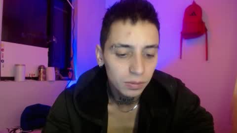 Snapshot of xalejo_max chatting on 10/31/25, 07:48 xalejo_max online show from 10/31/25, 07:48