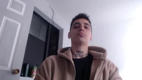 Snapshot of xalejo_max chatting on 11/25/25, 03:12 xalejo_max online show from 11/25/25, 03:12