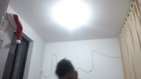 Snapshot of xalejo_max chatting on 12/05/25, 01:03 xalejo_max online show from 12/05/25, 01:03