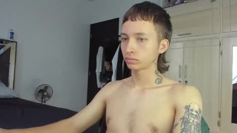 Snapshot of xamyu chatting on 01/08/26, 12:18 Xam online show from 01/08/26, 12:18