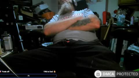 Snapshot of xander71972 chatting on 06/17/26, 02:51 xander71972 online show from 06/17/26, 02:51