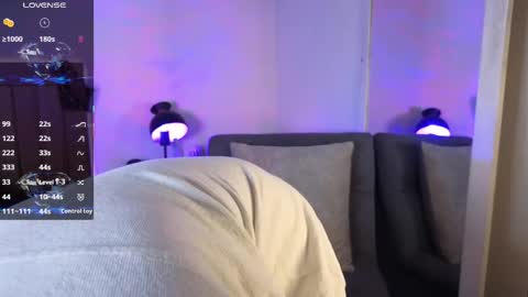 Xander Cardona online show from 09/12/25, 05:40