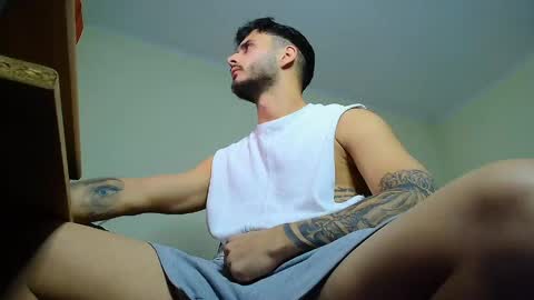 Snapshot of xandercagex chatting on 01/03/25, 08:32 XanderCageX online show from 01/03/25, 08:32