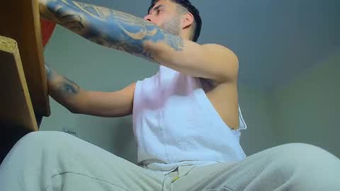 Snapshot of xandercagex chatting on 01/05/25, 07:39 XanderCageX online show from 01/05/25, 07:39