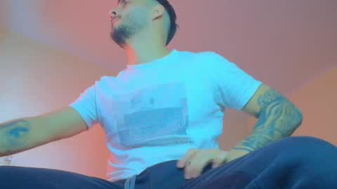 Snapshot of xandercagex chatting on 01/21/25, 10:19 XanderCageX online show from 01/21/25, 10:19