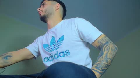 Snapshot of xandercagex chatting on 01/25/25, 05:18 XanderCageX online show from 01/25/25, 05:18