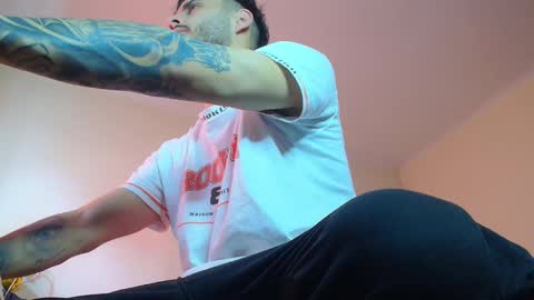 Snapshot of xandercagex chatting on 01/30/25, 08:43 XanderCageX online show from 01/30/25, 08:43