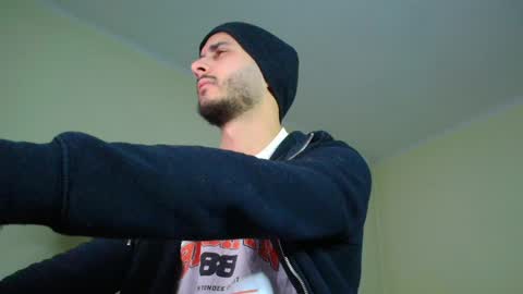 Snapshot of xandercagex chatting on 02/13/25, 05:58 XanderCageX online show from 02/13/25, 05:58