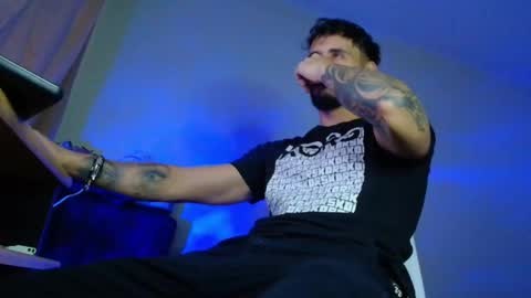 Snapshot of xandercagex chatting on 10/03/25, 05:26 XanderCageX online show from 10/03/25, 05:26