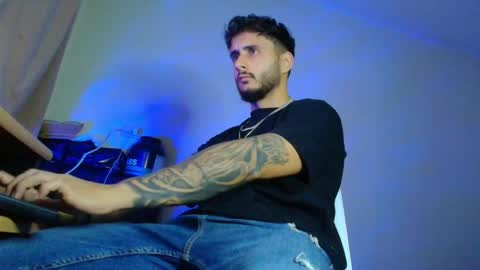 Snapshot of xandercagex chatting on 10/09/25, 05:05 XanderCageX online show from 10/09/25, 05:05