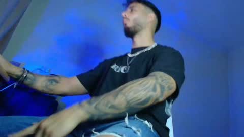 Snapshot of xandercagex chatting on 10/15/25, 04:12 XanderCageX online show from 10/15/25, 04:12