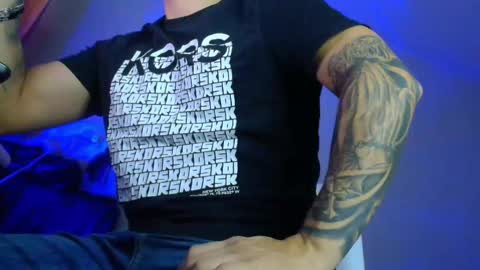 Snapshot of xandercagex chatting on 10/18/25, 05:43 XanderCageX online show from 10/18/25, 05:43