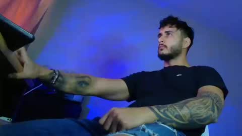 Snapshot of xandercagex chatting on 10/25/25, 07:49 XanderCageX online show from 10/25/25, 07:49