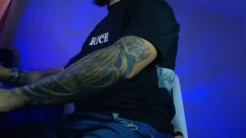 Snapshot of xandercagex chatting on 10/28/25, 08:40 XanderCageX online show from 10/28/25, 08:40