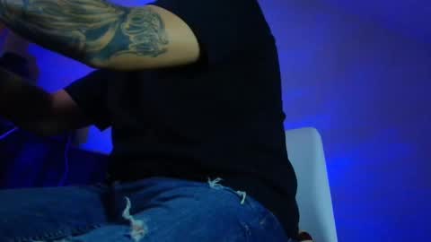 Snapshot of xandercagex chatting on 10/30/25, 07:32 XanderCageX online show from 10/30/25, 07:32