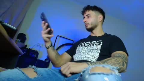 Snapshot of xandercagex chatting on 11/24/25, 05:07 XanderCageX online show from 11/24/25, 05:07