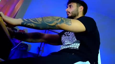 Snapshot of xandercagex chatting on 12/16/25, 11:04 XanderCageX online show from 12/16/25, 11:04