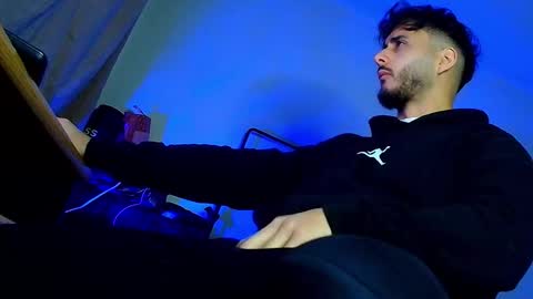 Snapshot of xandercagex chatting on 01/16/26, 01:42 XanderCageX online show from 01/16/26, 01:42