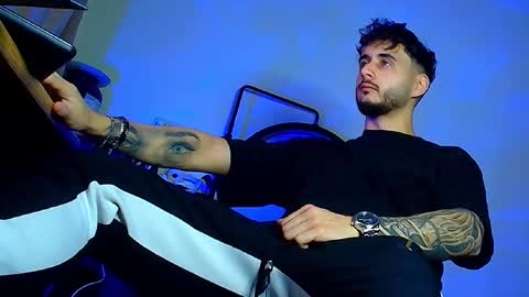 Snapshot of xandercagex chatting on 02/12/26, 04:57 XanderCageX online show from 02/12/26, 04:57