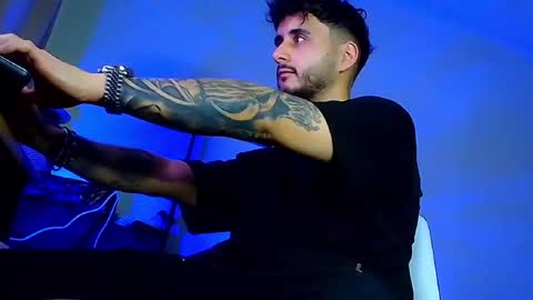 Snapshot of xandercagex chatting on 02/15/26, 12:29 XanderCageX online show from 02/15/26, 12:29