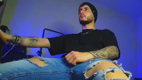 Snapshot of xandercagex chatting on 03/25/26, 11:00 XanderCageX online show from 03/25/26, 11:00