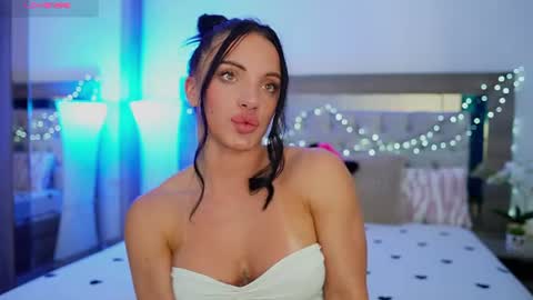 Snapshot of xandrabae chatting on 06/15/26, 09:50 Alexandra online show from 06/15/26, 09:50