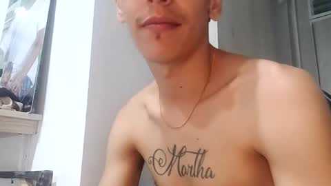 Snapshot of xandressex chatting on 02/01/25, 10:59 Andres online show from 02/01/25, 10:59