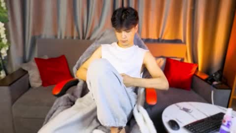 Elvin online show from 01/15/26, 01:26