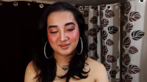 Snapshot of xasianempressx chatting on 01/06/25, 10:05 Nira NOT INTO CHEAP GUYS online show from 01/06/25, 10:05