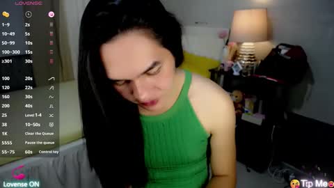 Snapshot of xasiantrnaslover chatting on 12/14/25, 01:44 xasiantrnaslover online show from 12/14/25, 01:44