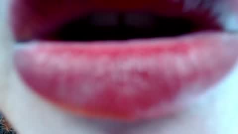 aurora online show from 04/22/26, 01:08