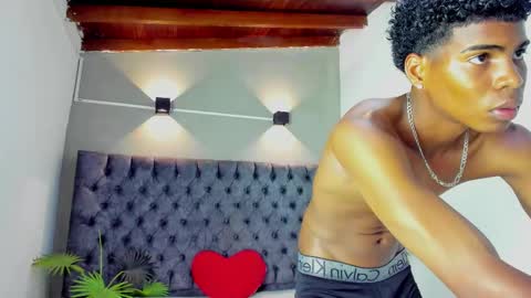 Snapshot of xavi_lee chatting on 11/06/25, 07:48 XAVI online show from 11/06/25, 07:48