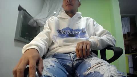 Snapshot of xavicock24 chatting on 01/27/25, 12:58 xavicock24 online show from 01/27/25, 12:58